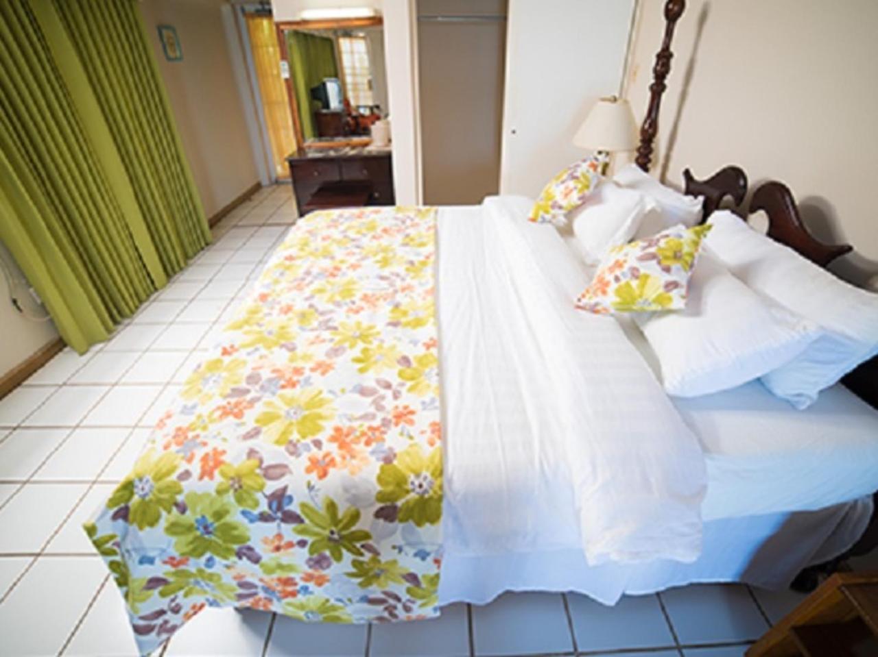 Treasure Beach Hotel 외부 사진